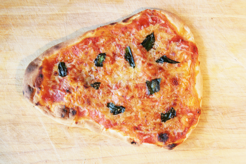 Illustration for article titled How to quickly DIY a pizza with whatever's in your kitchen